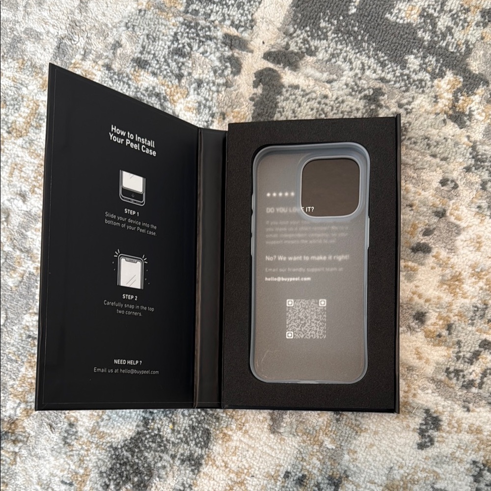 NWT Peel Super Thin iPhone Pro 16 Case - Ice